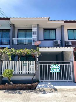 หมู่บ้านทรัพย์รุ่งเรืองซิตี้ 1   บ้านเก่าพานทอง