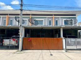 หมู่บ้านแฟมิลี่ซิตี้. หนองยายรัก นาป่า