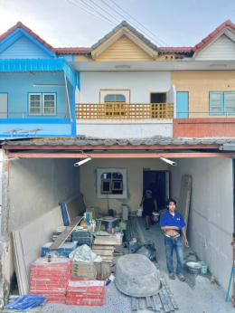 บ้านทาวน์โฮม2ชั้น. บ้านเก่า-บางนาง