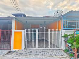 บ้านทาวน์เฮ้าส์ชั้นเดียว  หนองไม้แดง ใกล้วัดอู่ตะเภา