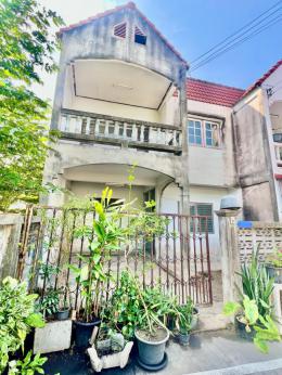ทาวน์เฮ้าส์ 2 ชั้น  อ่างศิลา-เสม็ด