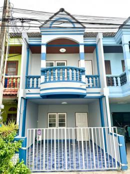 ทาวน์เฮ้าส์2ชั้น  หลังตึกน้ำเมืองชลบุรี  ห้วยกะปิ 1/2