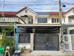 หมู่บ้านริมทะเล. ทำเลตัวเมืองชลบุรี เส้นถนนพระยาสัจจา